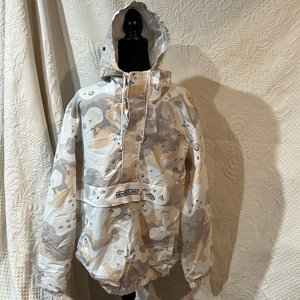 Members Only Camo Print Popover Jacket, size‎ large, NWT